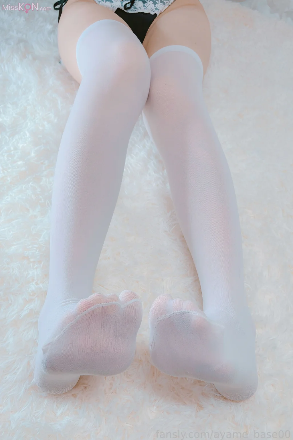 Coser@Ayame base: Gura Maid Underwear (35 ảnh ) - ( Page 1 / 2 )