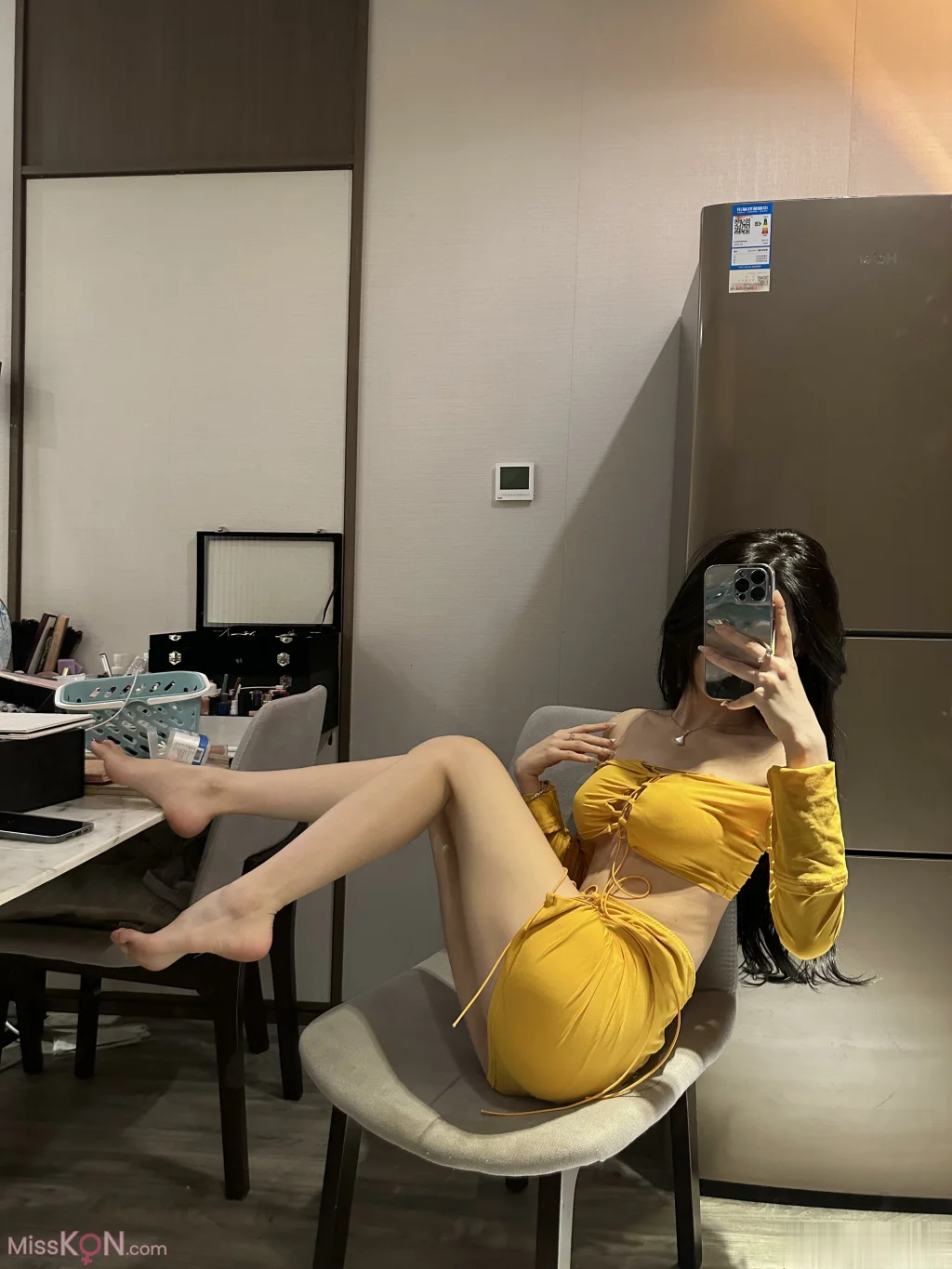 黎允熙baby: 柠檬黄 (36 photos) - ( Page 1 / 2 )