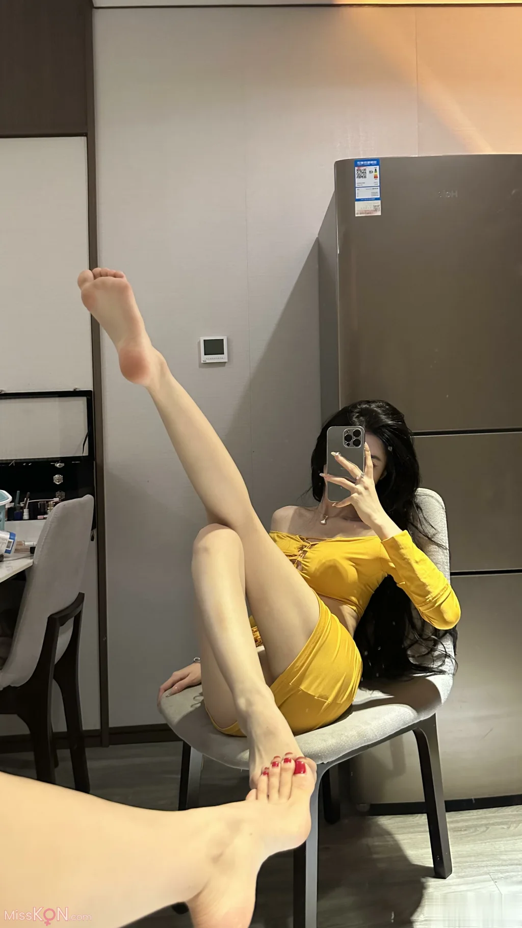 黎允熙baby: 柠檬黄 (36 photos) - ( Page 1 / 2 )