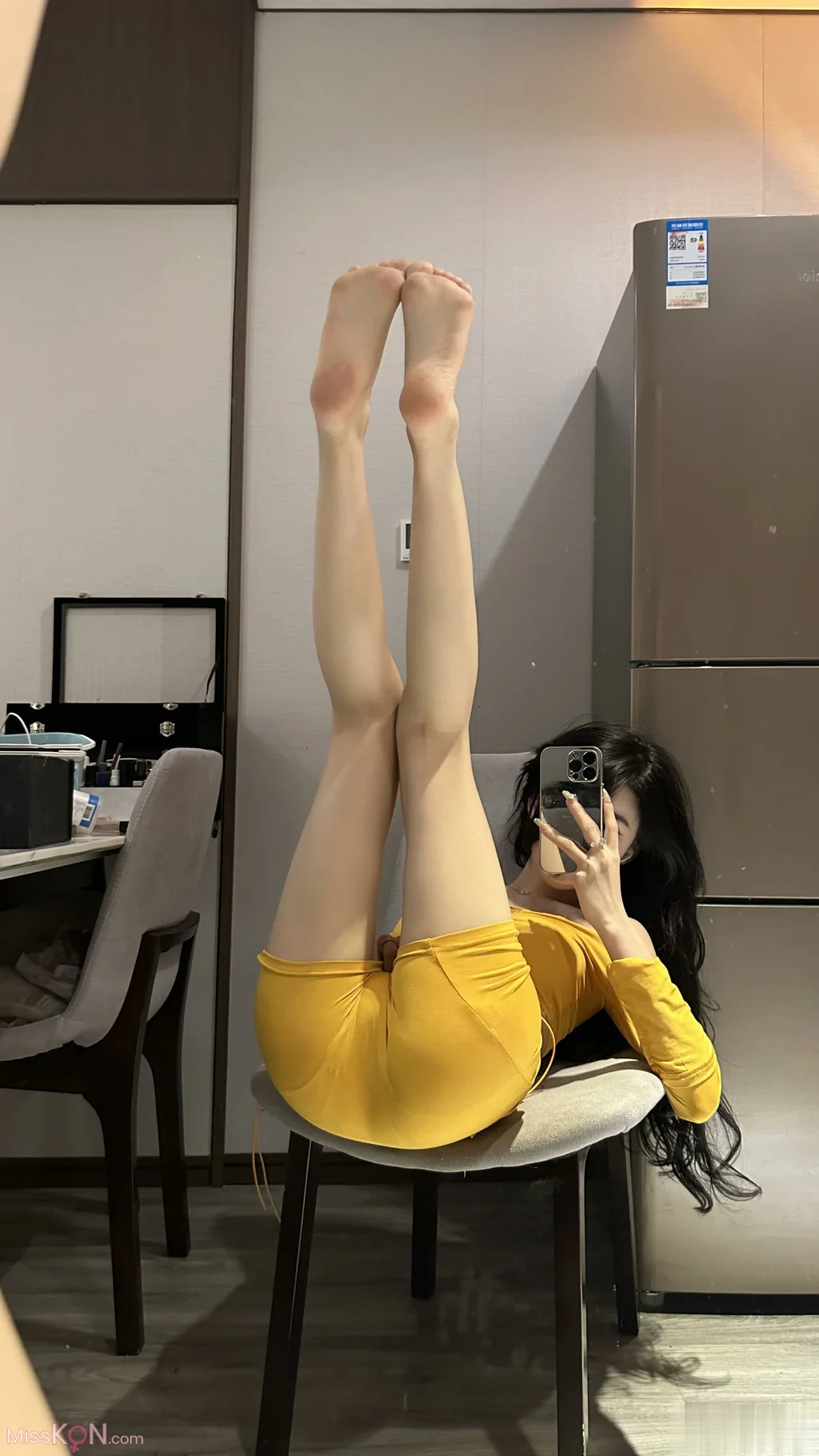 黎允熙baby: 柠檬黄 (36 photos) - ( Page 1 / 2 )