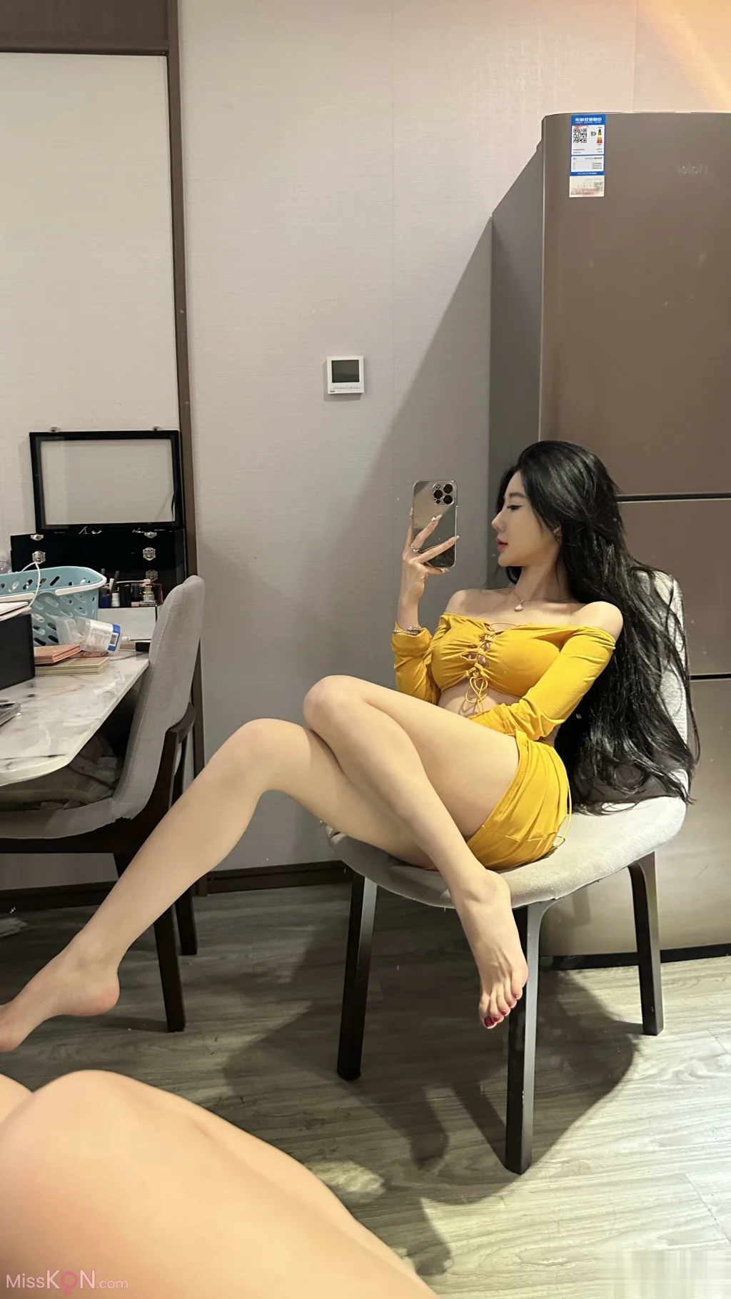 黎允熙baby: 柠檬黄 (36 photos) - ( Page 1 / 2 )