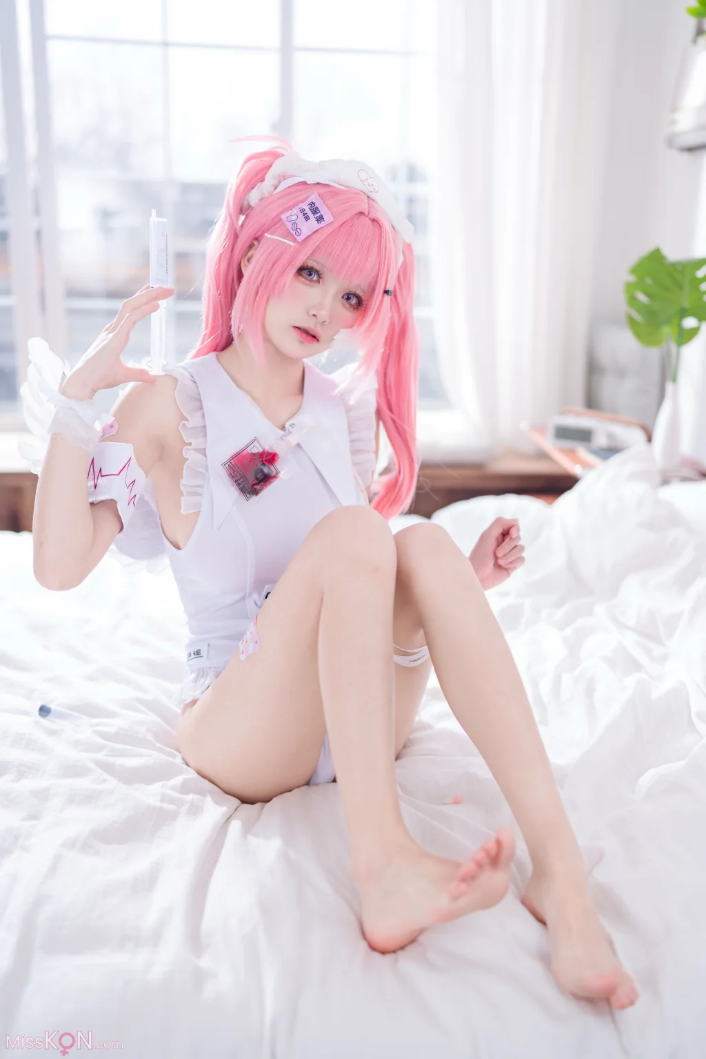 Coser@九柒喵: 小护士针筒 (48 ảnh) - ( Page 1 / 3 )