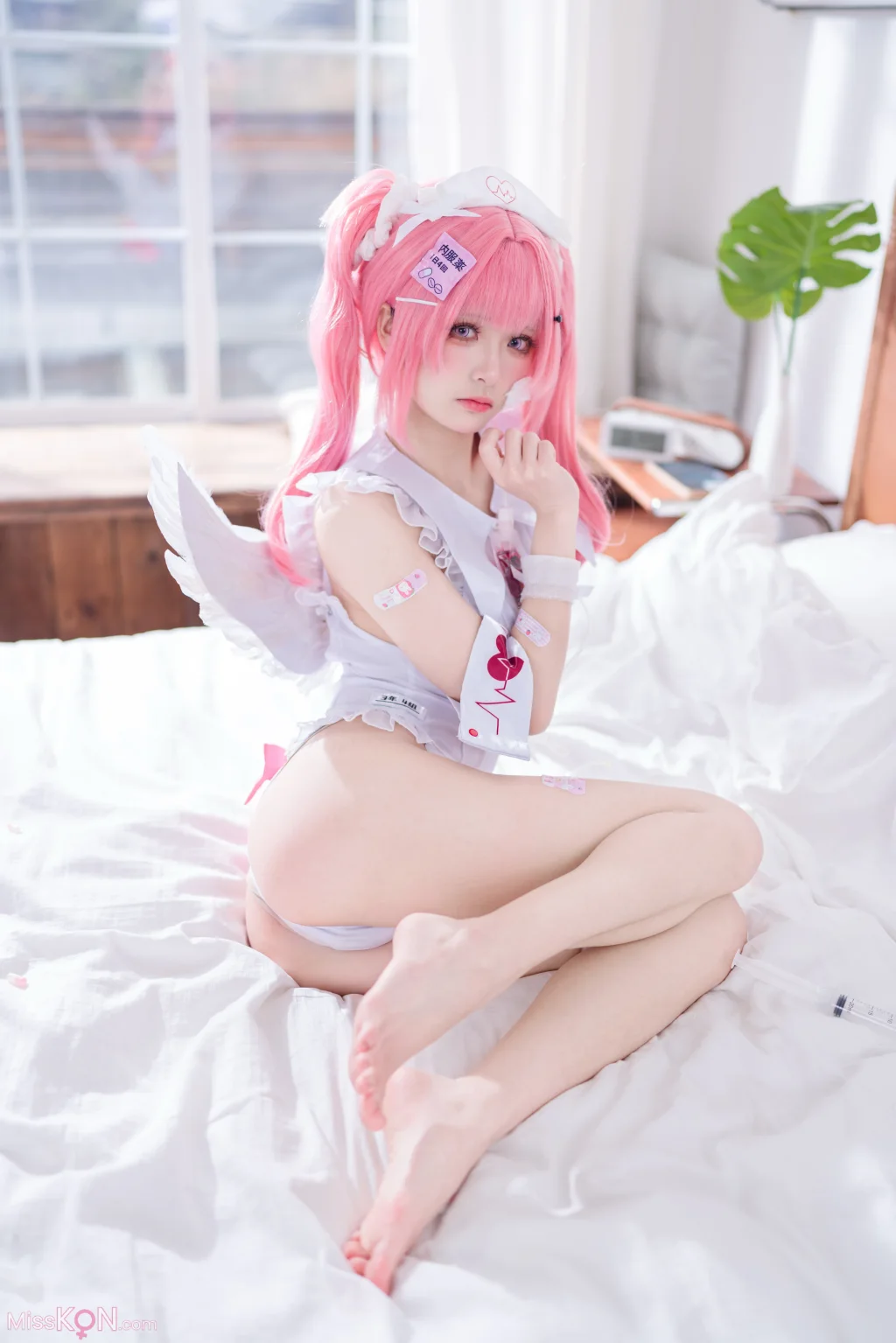Coser@九柒喵: 小护士针筒 (48 ảnh) - ( Page 1 / 3 )