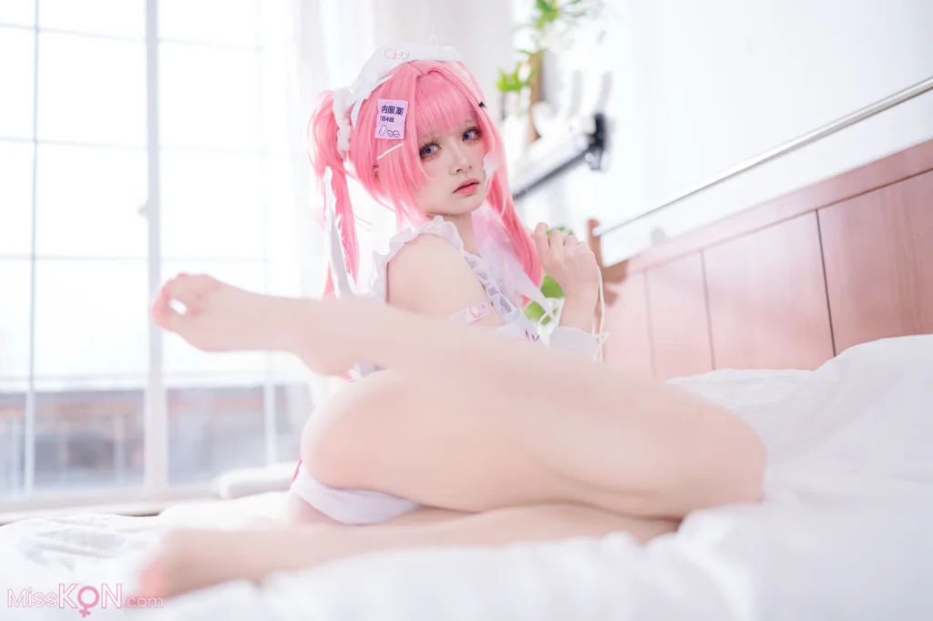 Coser@九柒喵: 小护士针筒 (48 photos)