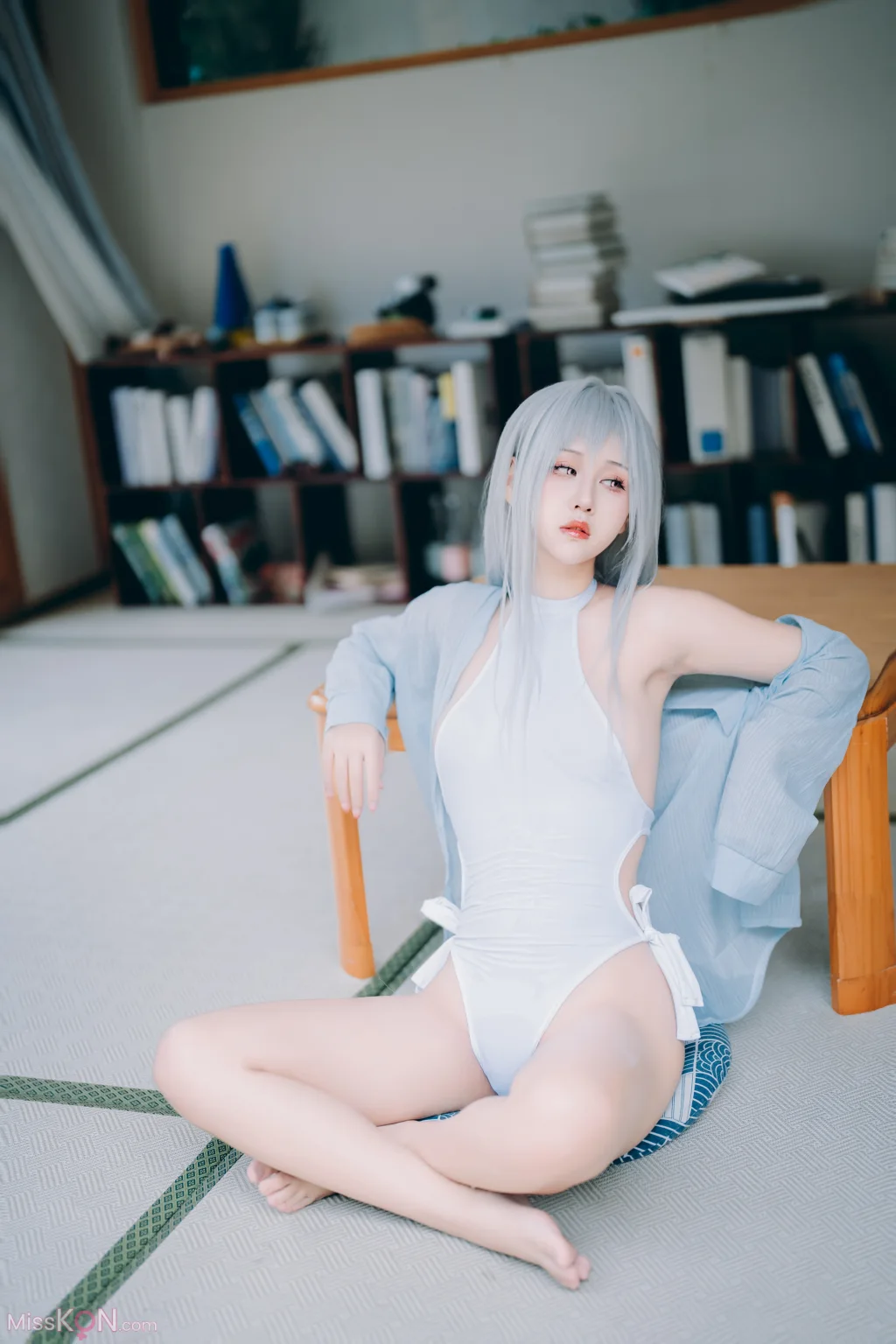 Coser@萌芽儿o0: 白泳装 (25 ảnh) - ( Page 1 / 2 )