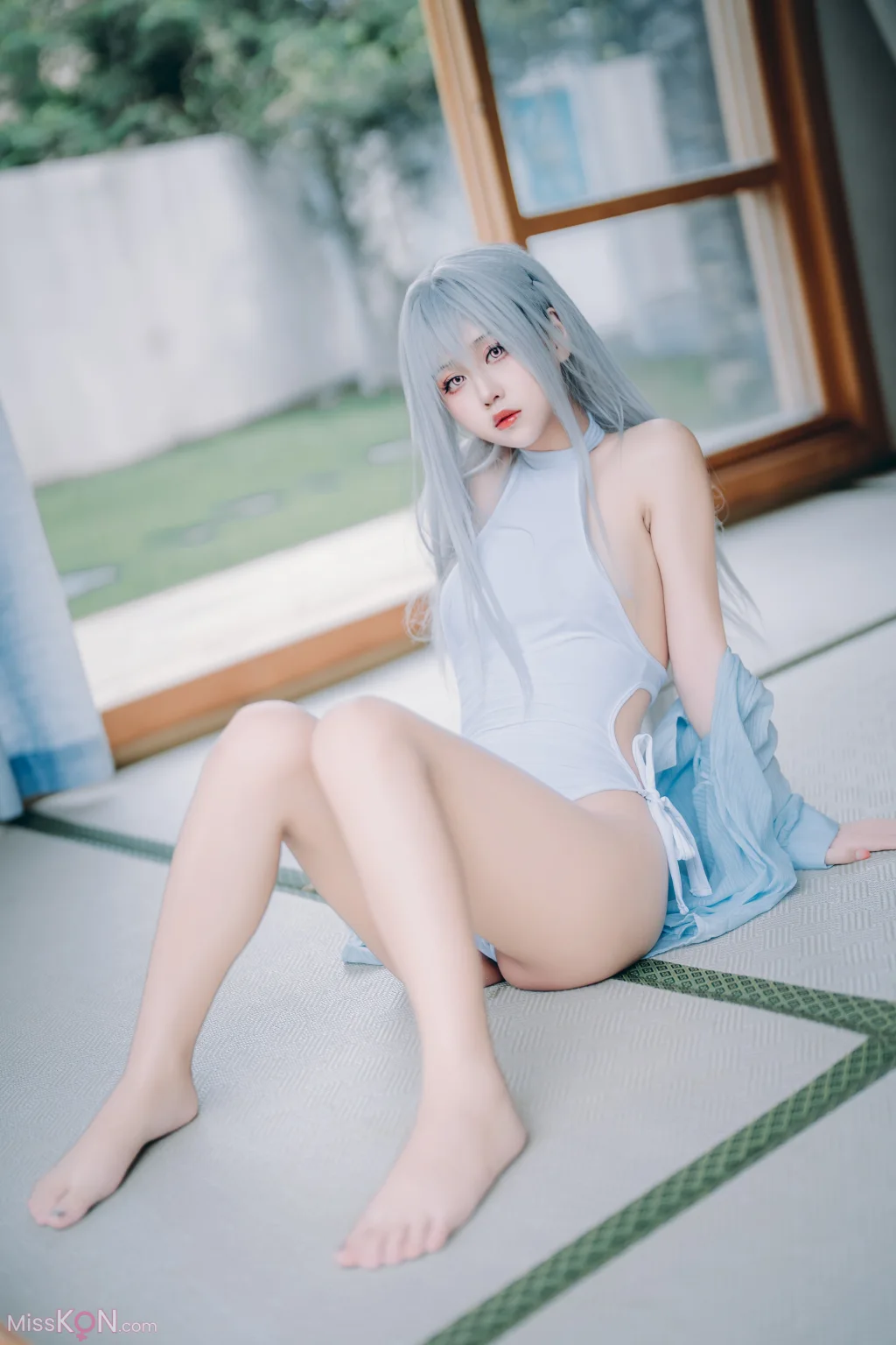 Coser@萌芽儿o0: 白泳装 (25 ảnh) - ( Page 1 / 2 )