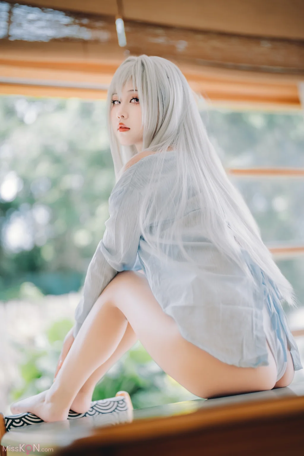Coser@萌芽儿o0: 白泳装 (25 photos)