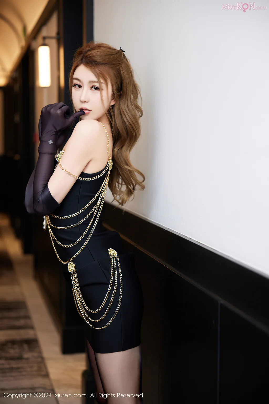 XIUREN No.8956 – 8970 (1183 photos) – Page 13