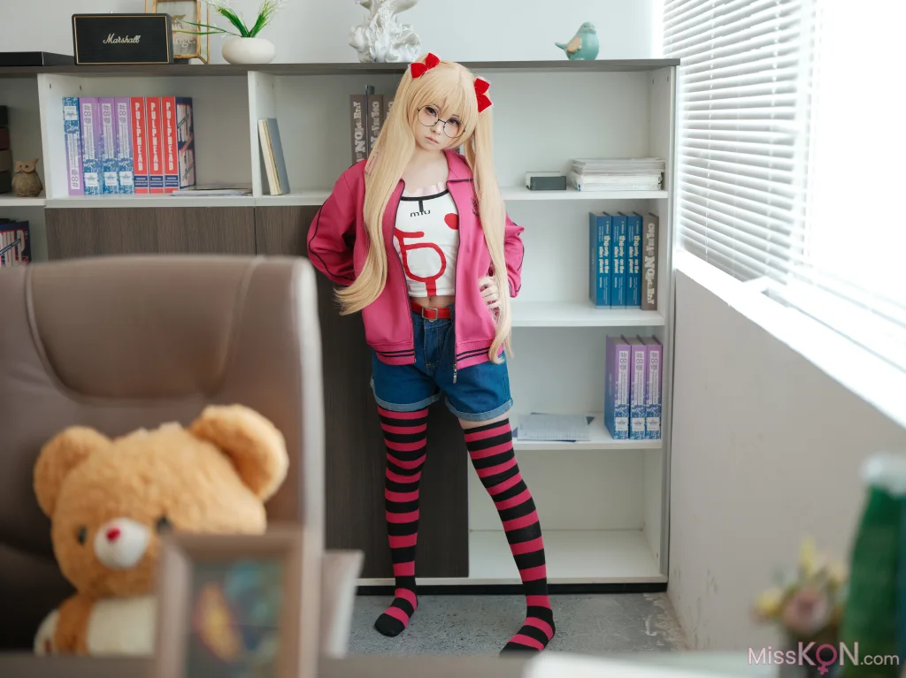 Coser@幼水铃衣: 鬼父 秋月爱莉 (82 ảnh) - ( Page 1 / 5 )