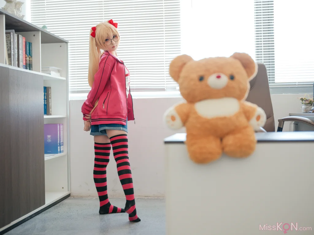 Coser@幼水铃衣: 鬼父 秋月爱莉 (82 ảnh) - ( Page 1 / 5 )