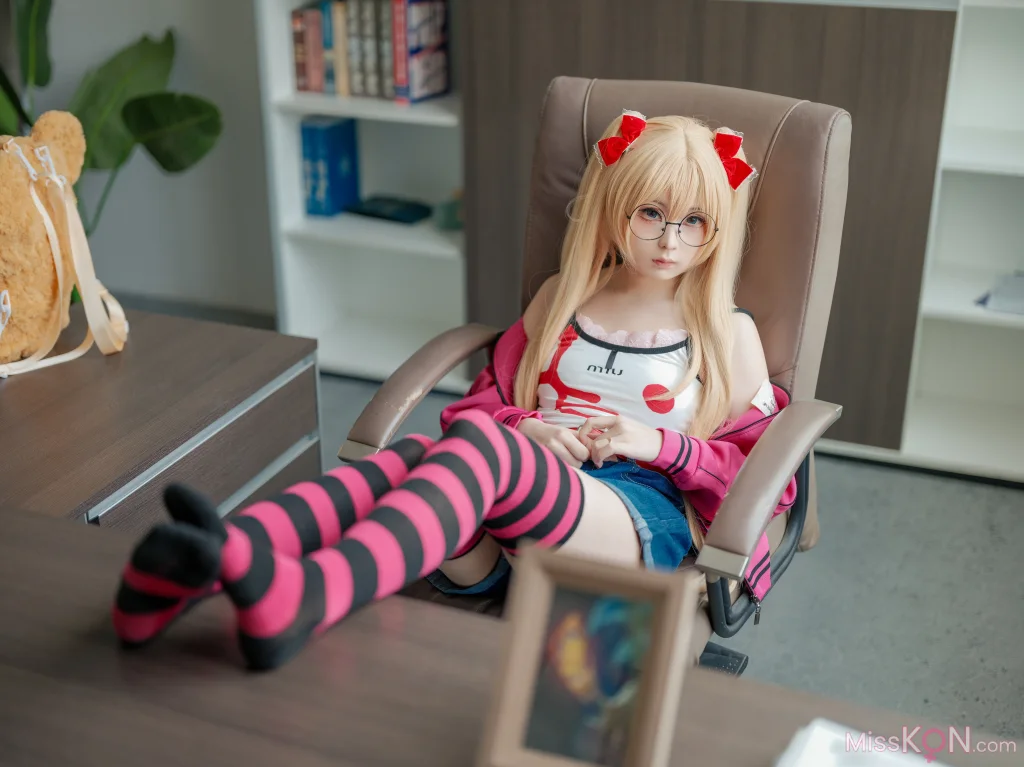 Coser@幼水铃衣: 鬼父 秋月爱莉 (82 ảnh) - ( Page 1 / 5 )