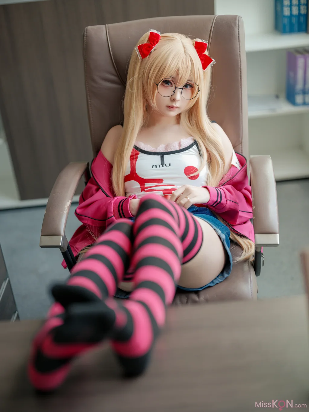 Coser@幼水铃衣: 鬼父 秋月爱莉 (82 ảnh) - ( Page 1 / 5 )