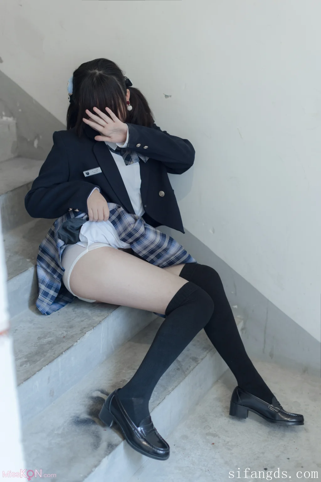 [森萝财团写真] 小安 R18 内部定制 JK制服浴缸 (105 photos + 1 video) – Page 4