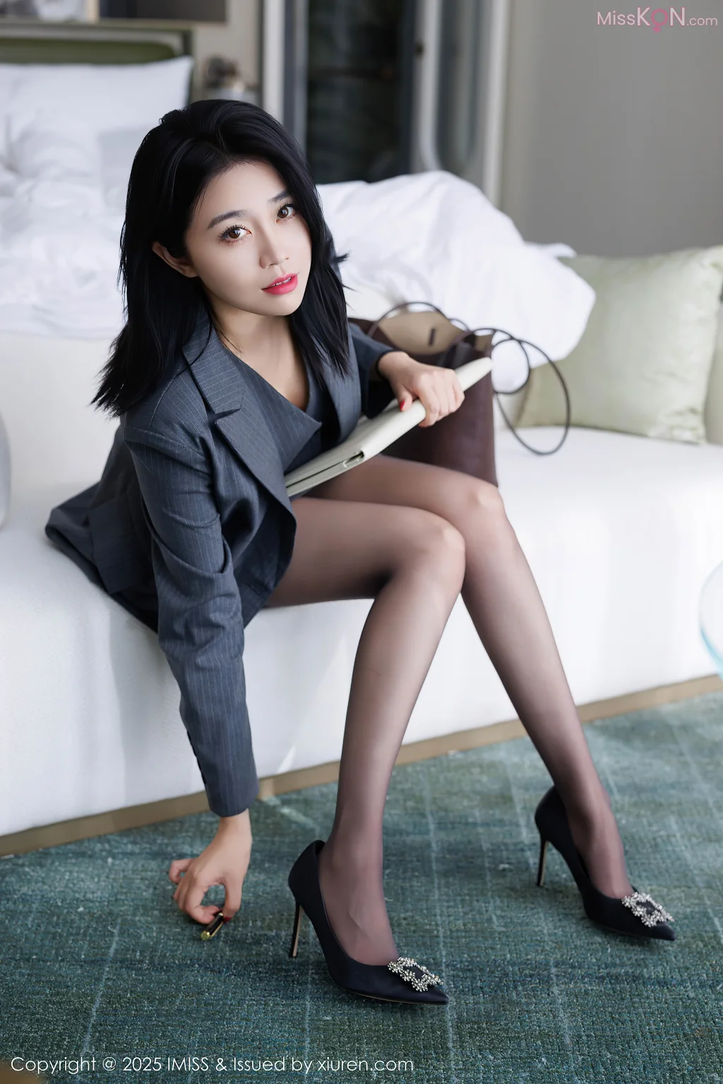 IMISS Vol.787: 许诺Sabrina (107 photos)