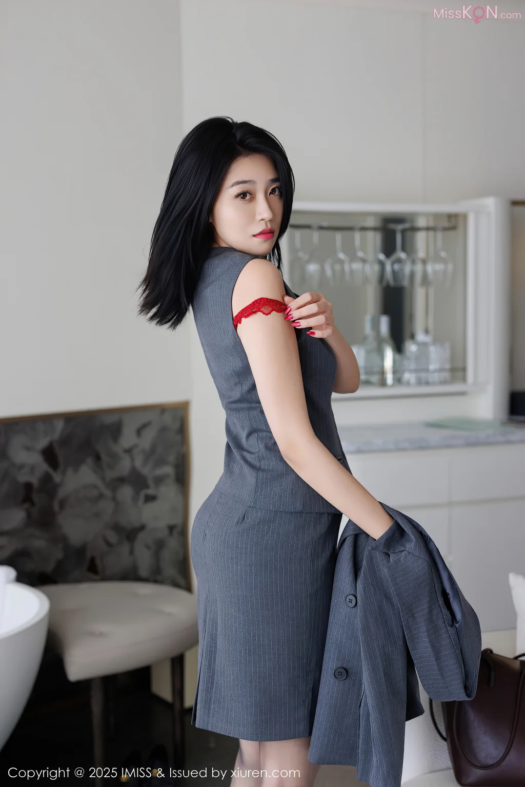 IMISS Vol.787: 许诺Sabrina (107 photos)