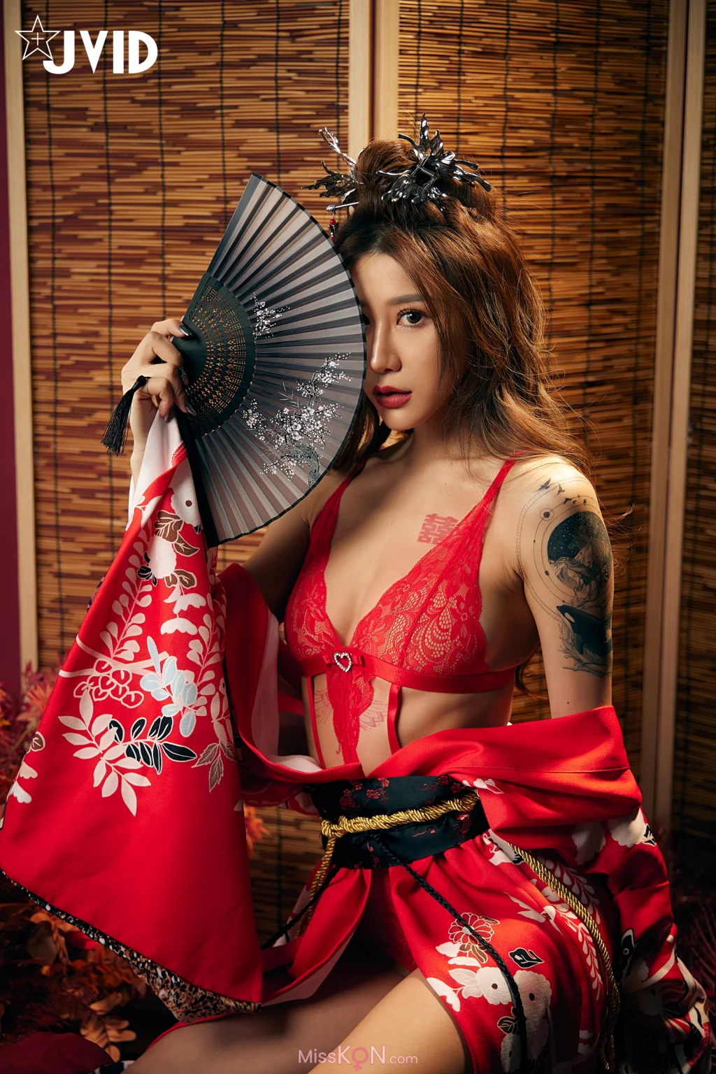 [JVID] Lara 雙囍: 聖上寵幸首選～傾國傾城囍媚娘 婀娜多姿 酥胸外露 (135 photos)