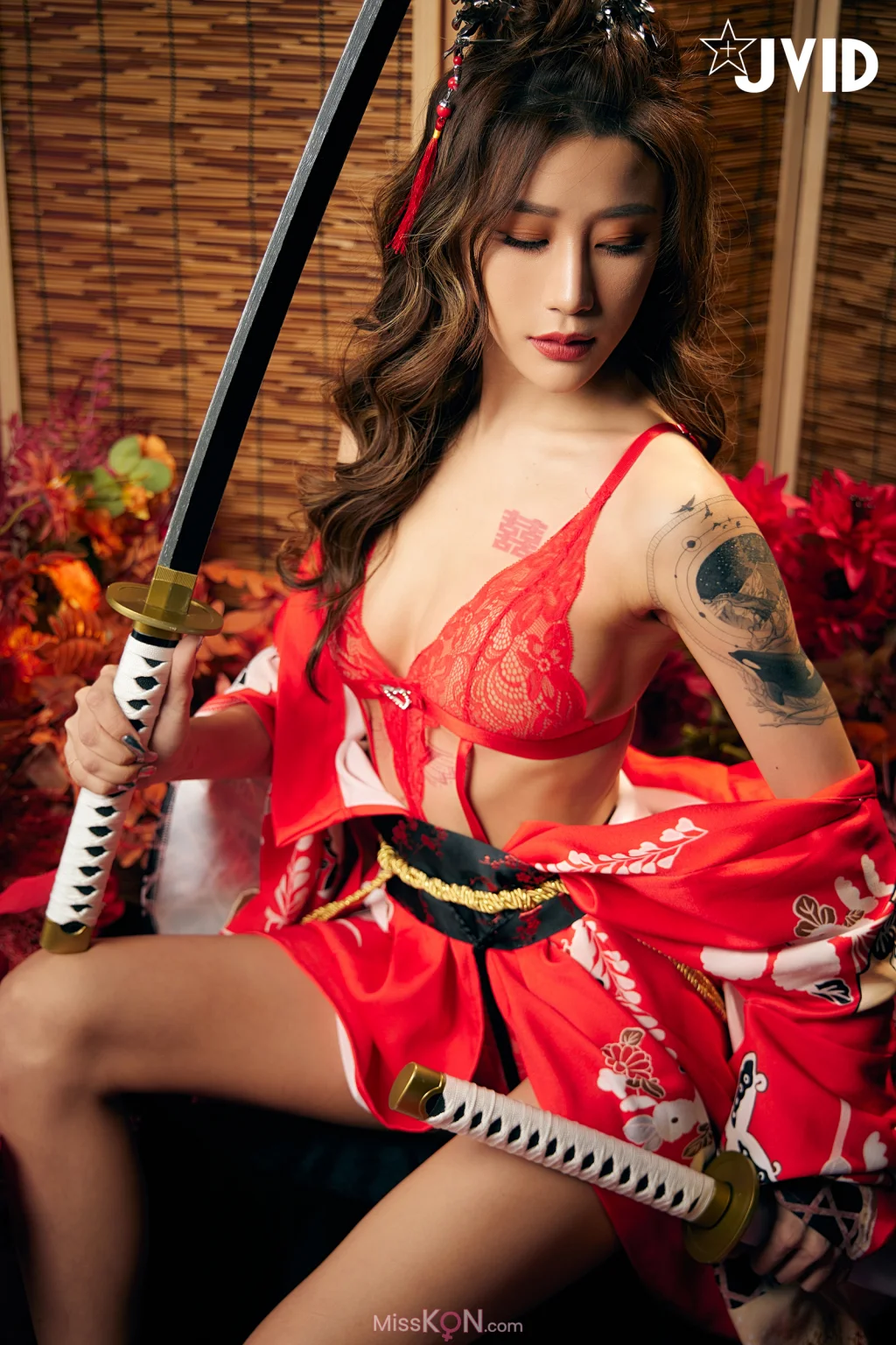 [JVID] Lara 雙囍: 聖上寵幸首選～傾國傾城囍媚娘 婀娜多姿 酥胸外露 (135 photos)