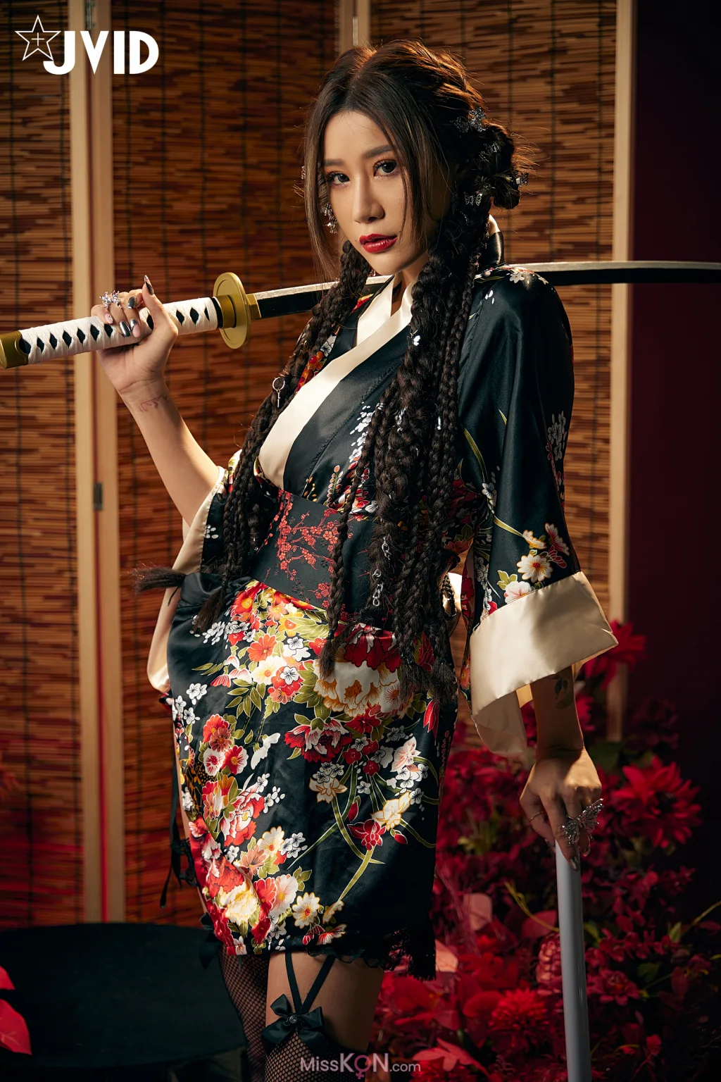 [JVID] Lara 雙囍: 聖上寵幸首選～傾國傾城囍媚娘 婀娜多姿 酥胸外露 (135 photos)