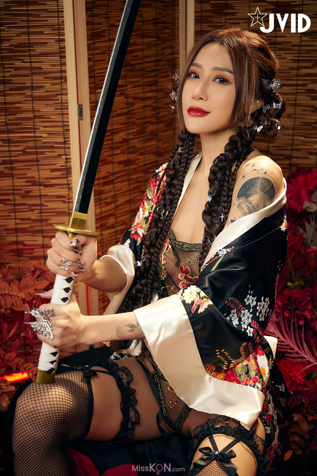 [JVID] Lara 雙囍: 聖上寵幸首選～傾國傾城囍媚娘 婀娜多姿 酥胸外露 (135 photos)