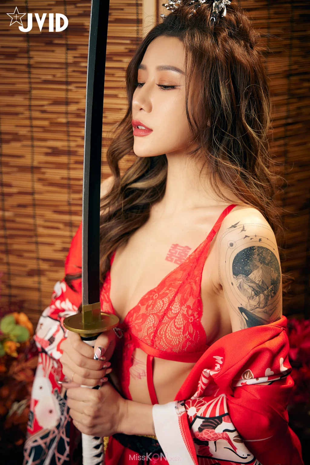 [JVID] Lara 雙囍: 聖上寵幸首選～傾國傾城囍媚娘 婀娜多姿 酥胸外露 (135 photos)