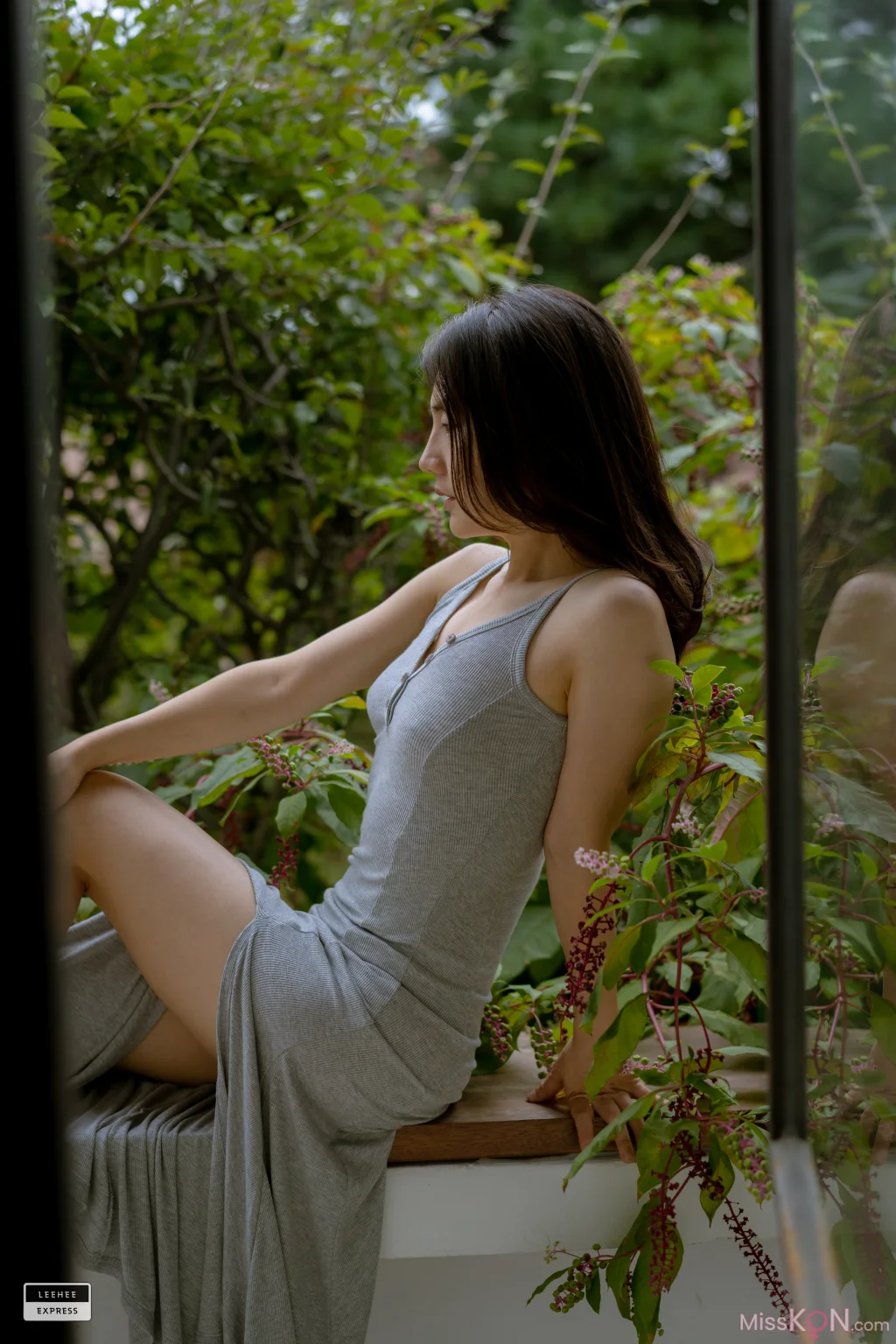 [LE] LEND-011: Ray (49 photos)