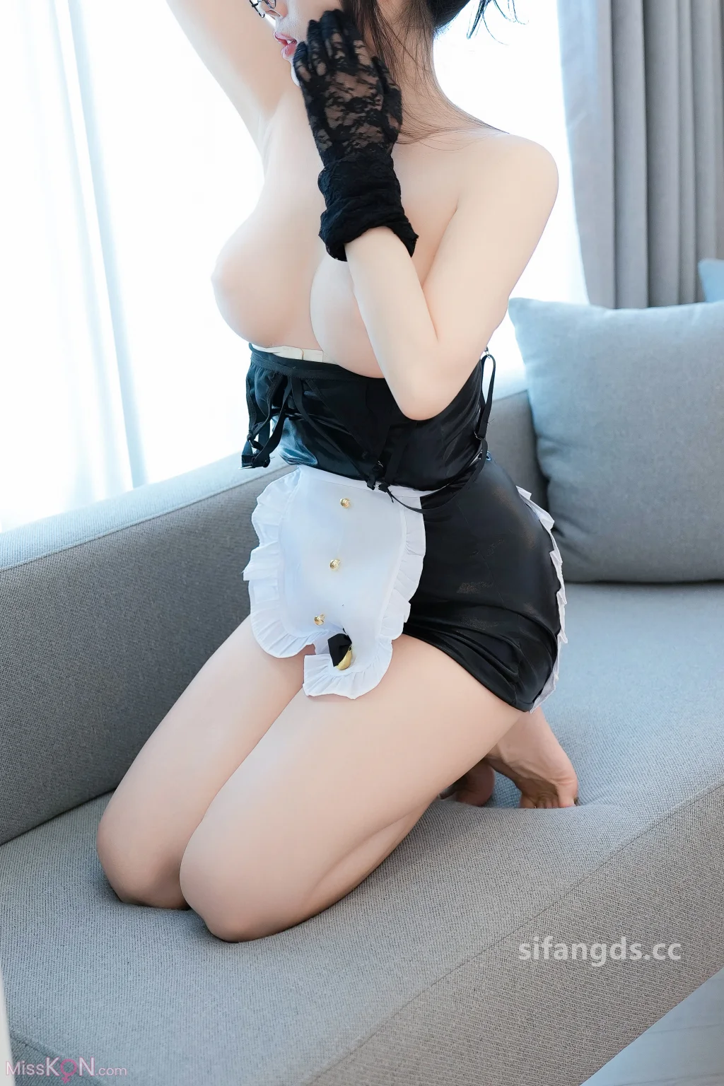 [XR Uncensored] 奶呼呼Moka: R18 秀人网模特 极品兔女郎 (95 photos )