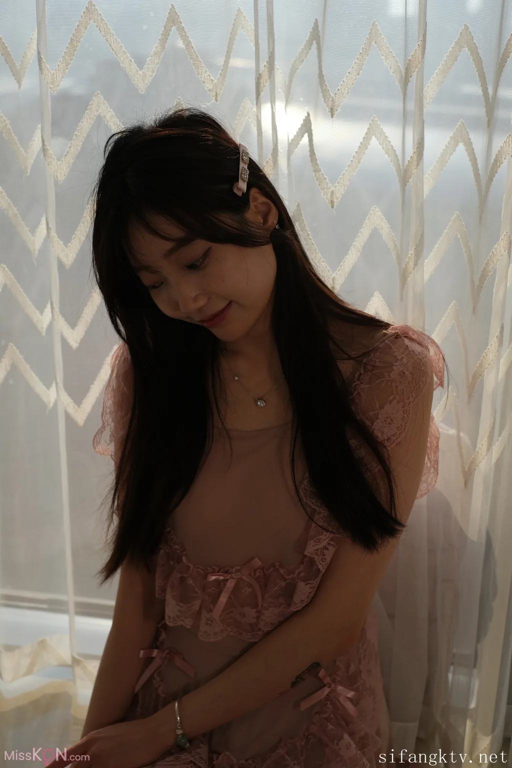 希威社 Photography: 小初 福利私拍 暮光 (287 photos)