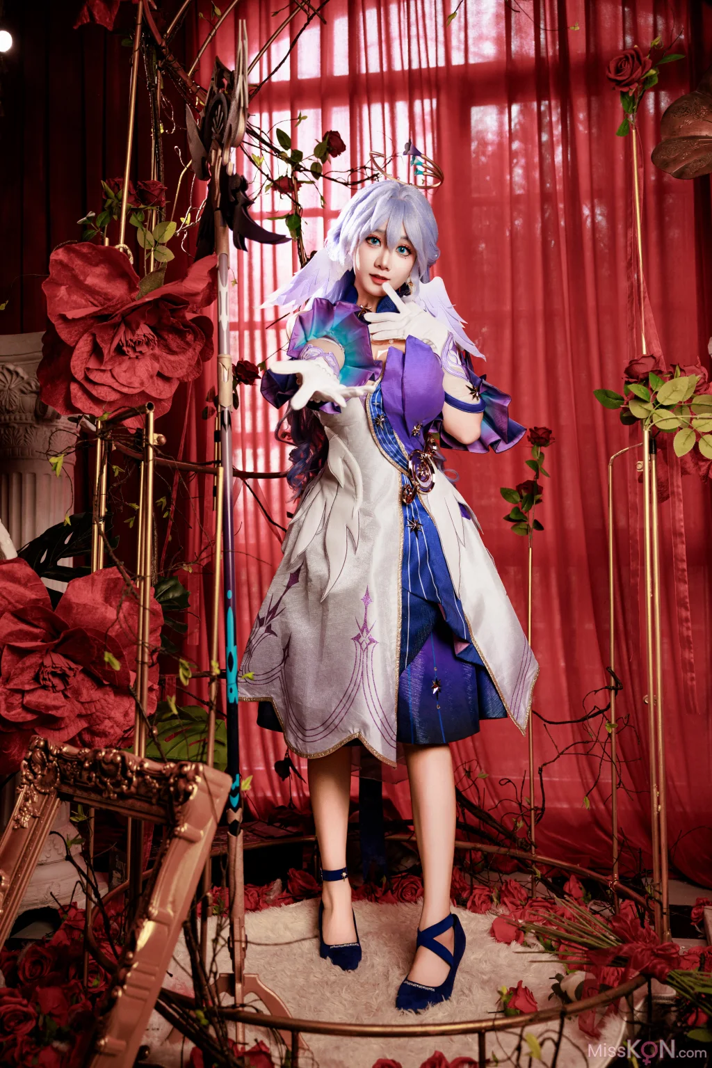 Coser@阿雪雪: 崩坏 – 星穹铁道 知更鸟 (90 photos)