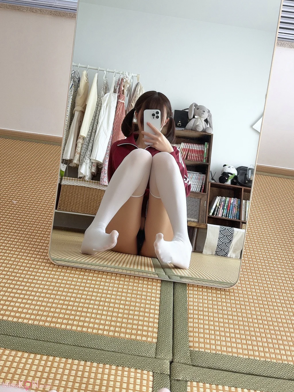 Coser@NAGISA魔物喵: 🩱スク水自撮り (56 photos + 1 video)