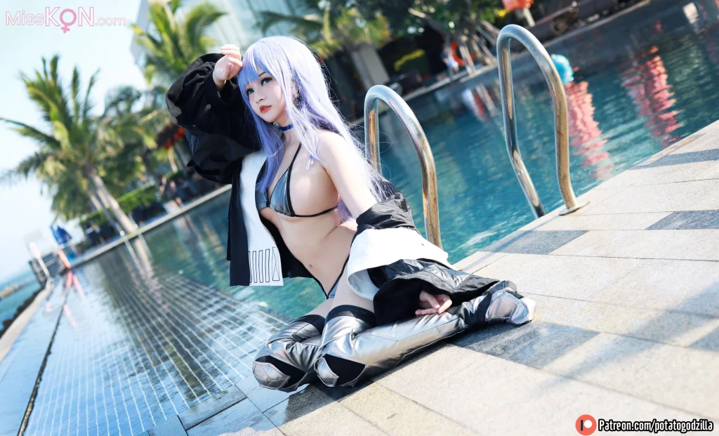 Coser@Potato Godzilla: 泳装 Meltryllis (42 photos)