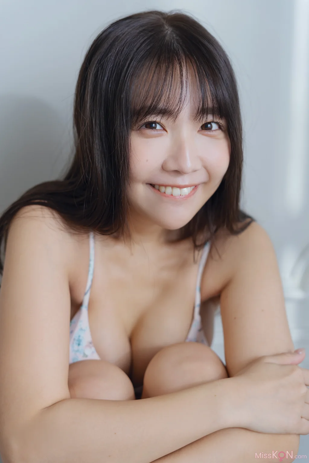 [JP] Amau Kisumi (天羽希純): こっち見ていいよ (48 photos)