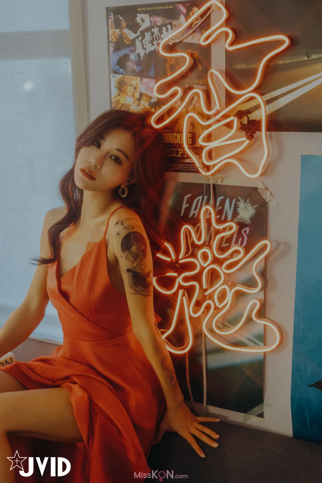 [JVID] Lara 雙囍: 🔞就想一個晚上做完不留遺憾⚡探索肉體神秘三角洲😎那征服你我的迷人電眼🔥讓精氣全數爆發🌋 (129 photos)