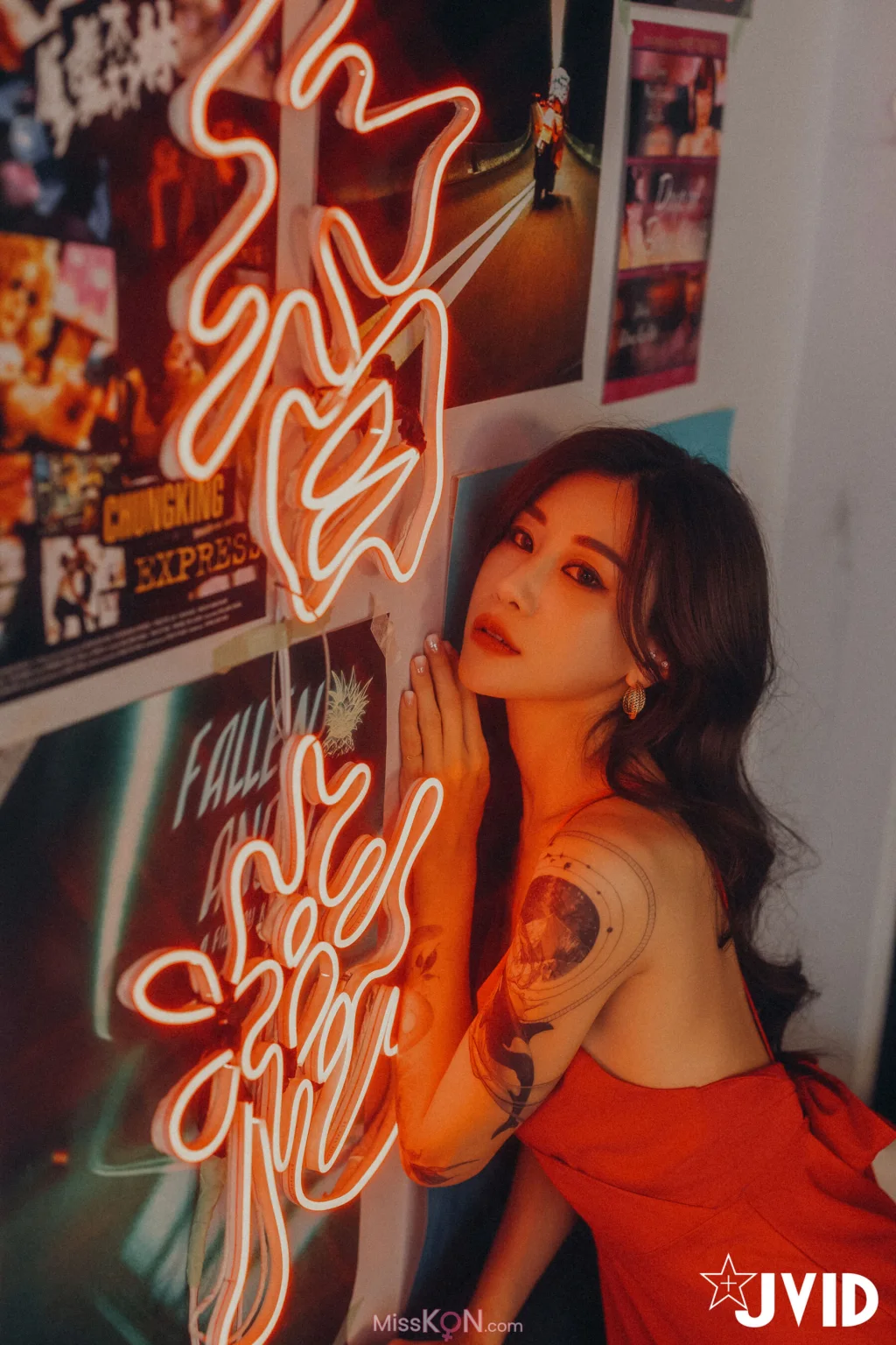 [JVID] Lara 雙囍: 🔞就想一個晚上做完不留遺憾⚡探索肉體神秘三角洲😎那征服你我的迷人電眼🔥讓精氣全數爆發🌋 (129 photos)