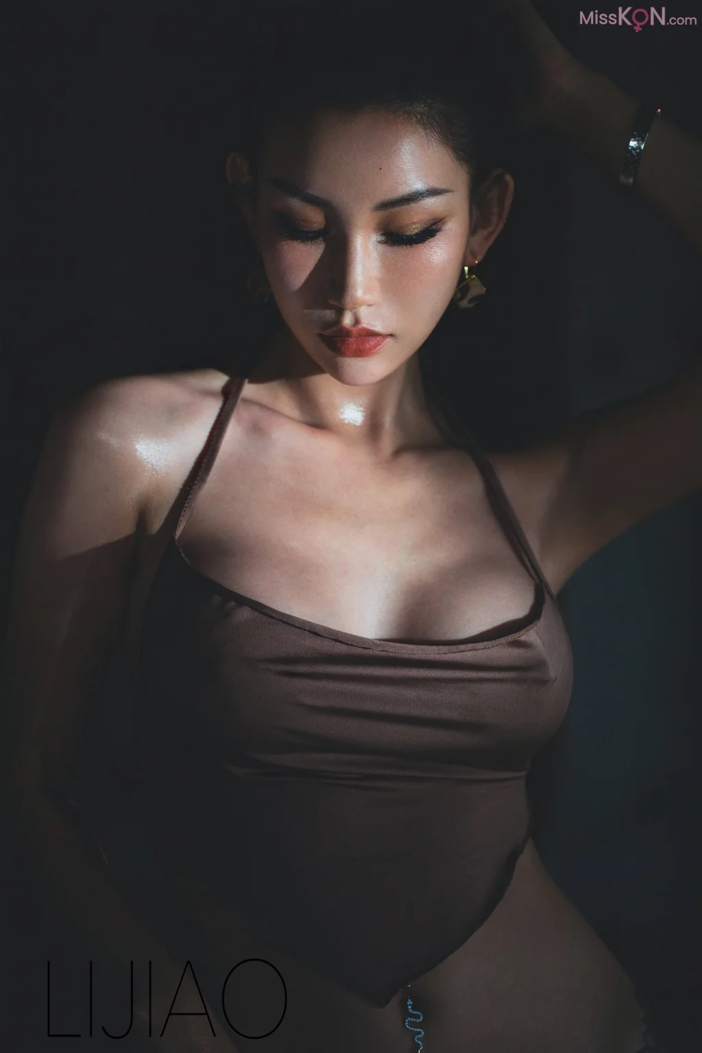 LIJIAO李娇 Vol.003: 情色唯美露脸极品女体艺术私拍 (53 ảnh) - ( Page 1 / 3 )