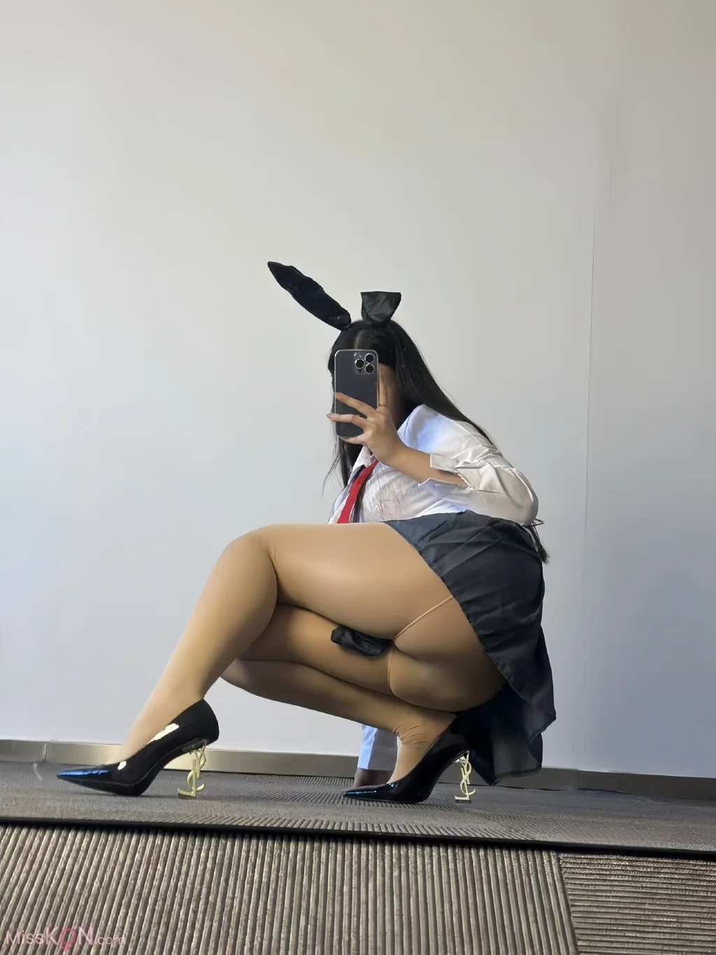 美邵女Baby: 兔女郎学姐性感肉丝 (40 photos)