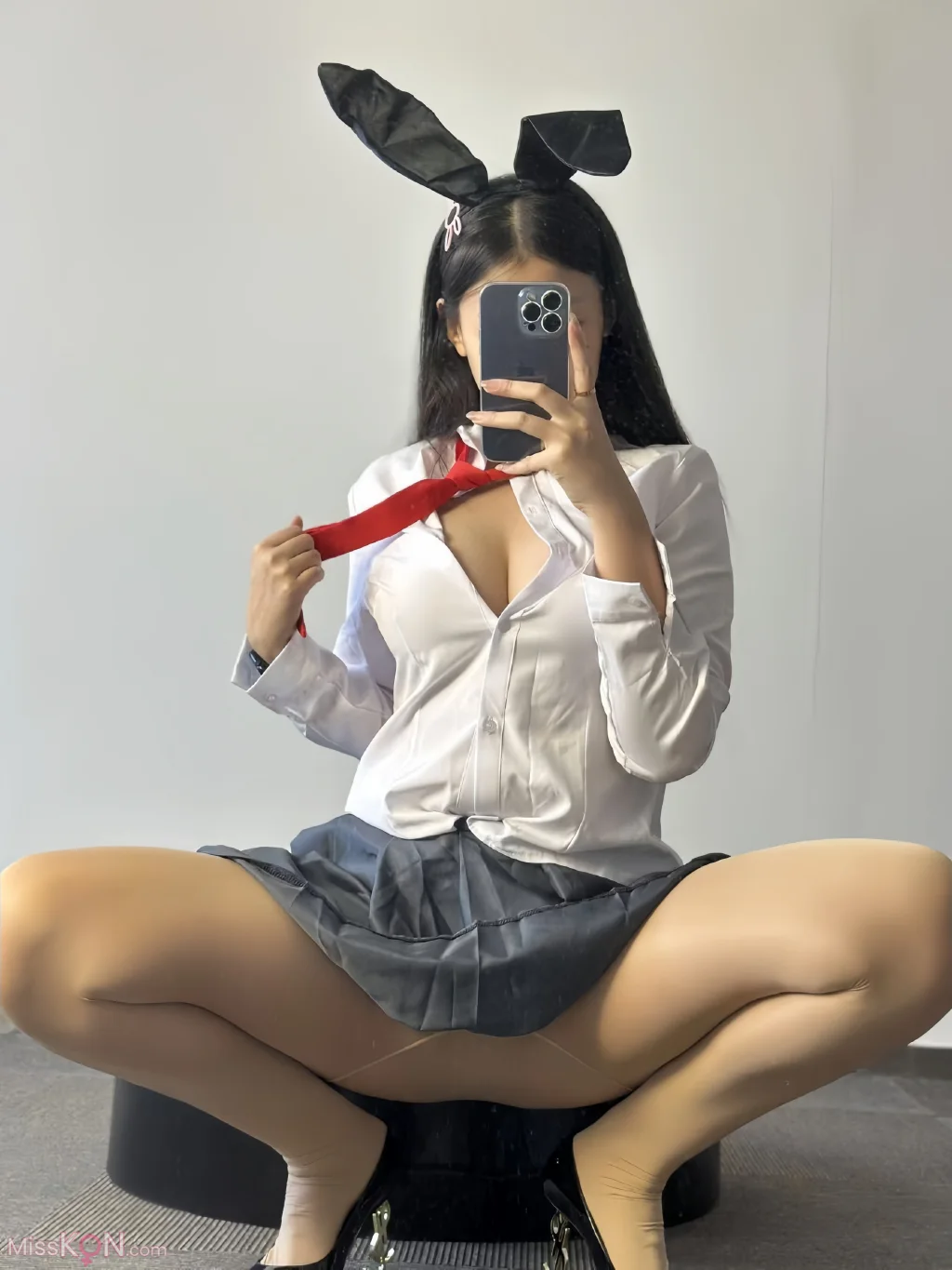 美邵女Baby: 兔女郎学姐性感肉丝 (40 photos)