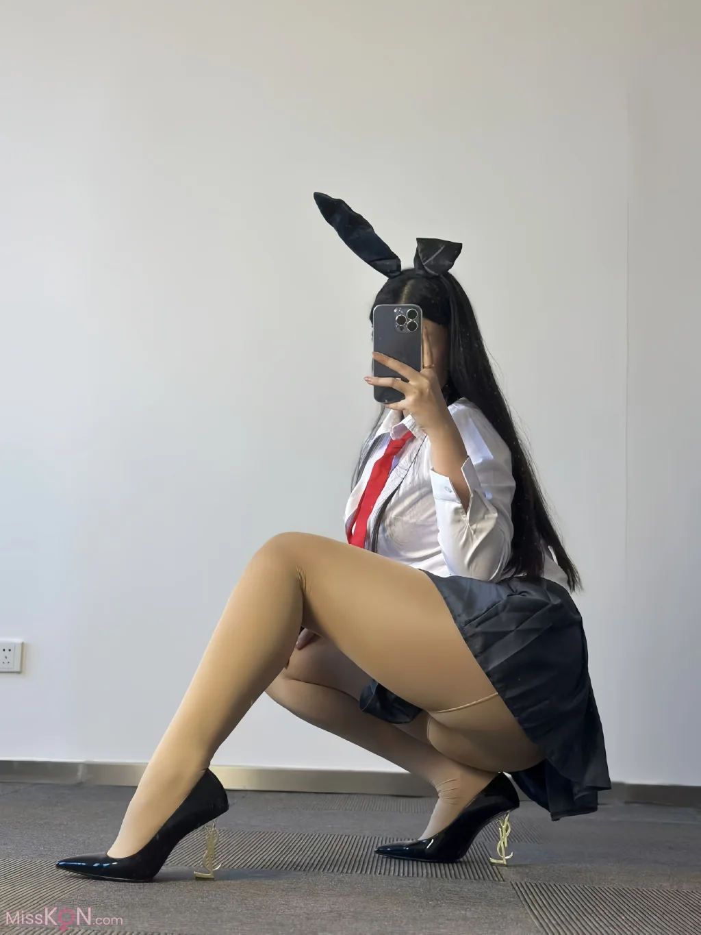 美邵女Baby: 兔女郎学姐性感肉丝 (40 photos)