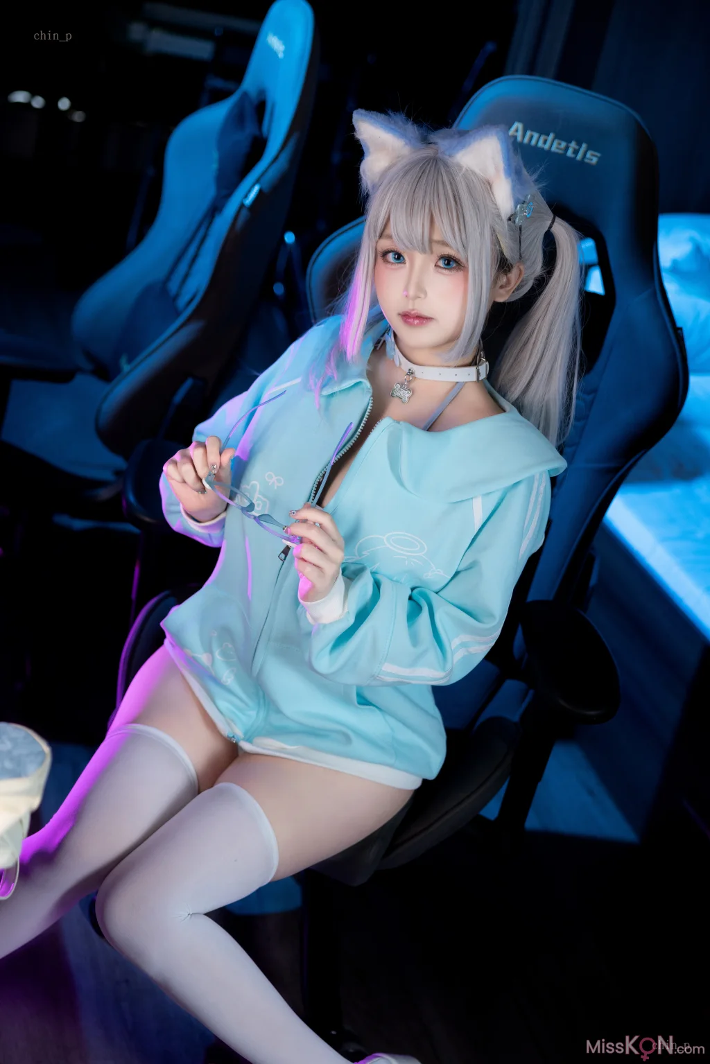 Coser@日奈娇: 与网友的线下见面 (217 photos + 11 videos)