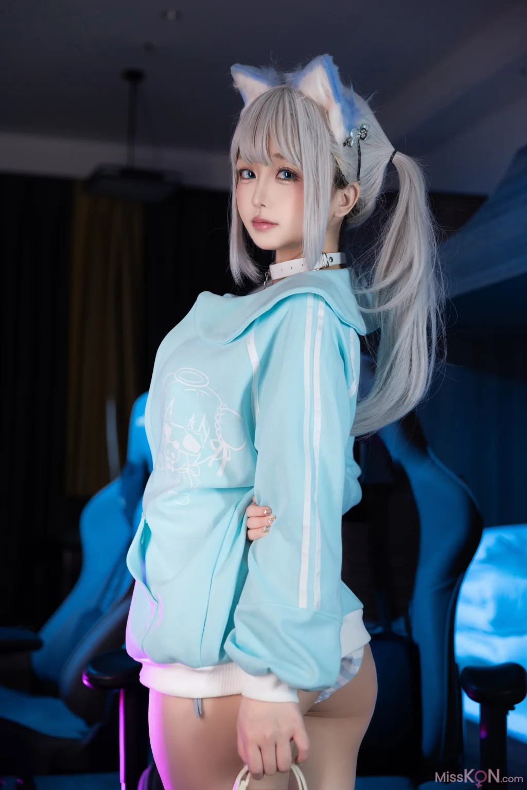 Coser@日奈娇: 与网友的线下见面 (217 photos + 11 videos)