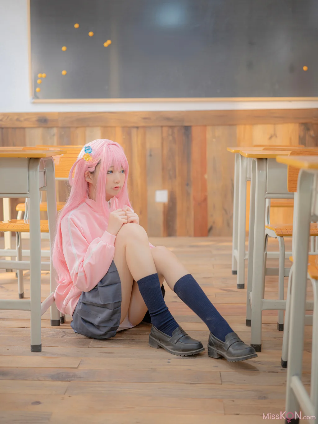 Coser@NAGISA魔物喵: ぼっち・ざ・ろっく (80 ảnh) - ( Page 1 / 3 )