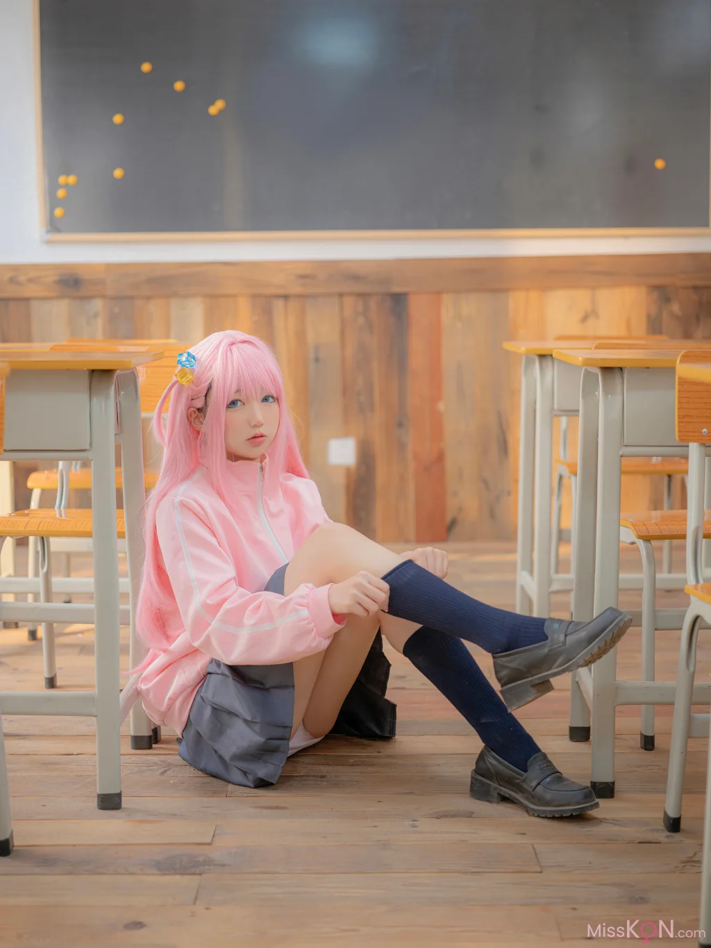 Coser@NAGISA魔物喵: ぼっち・ざ・ろっく (80 ảnh) - ( Page 1 / 3 )