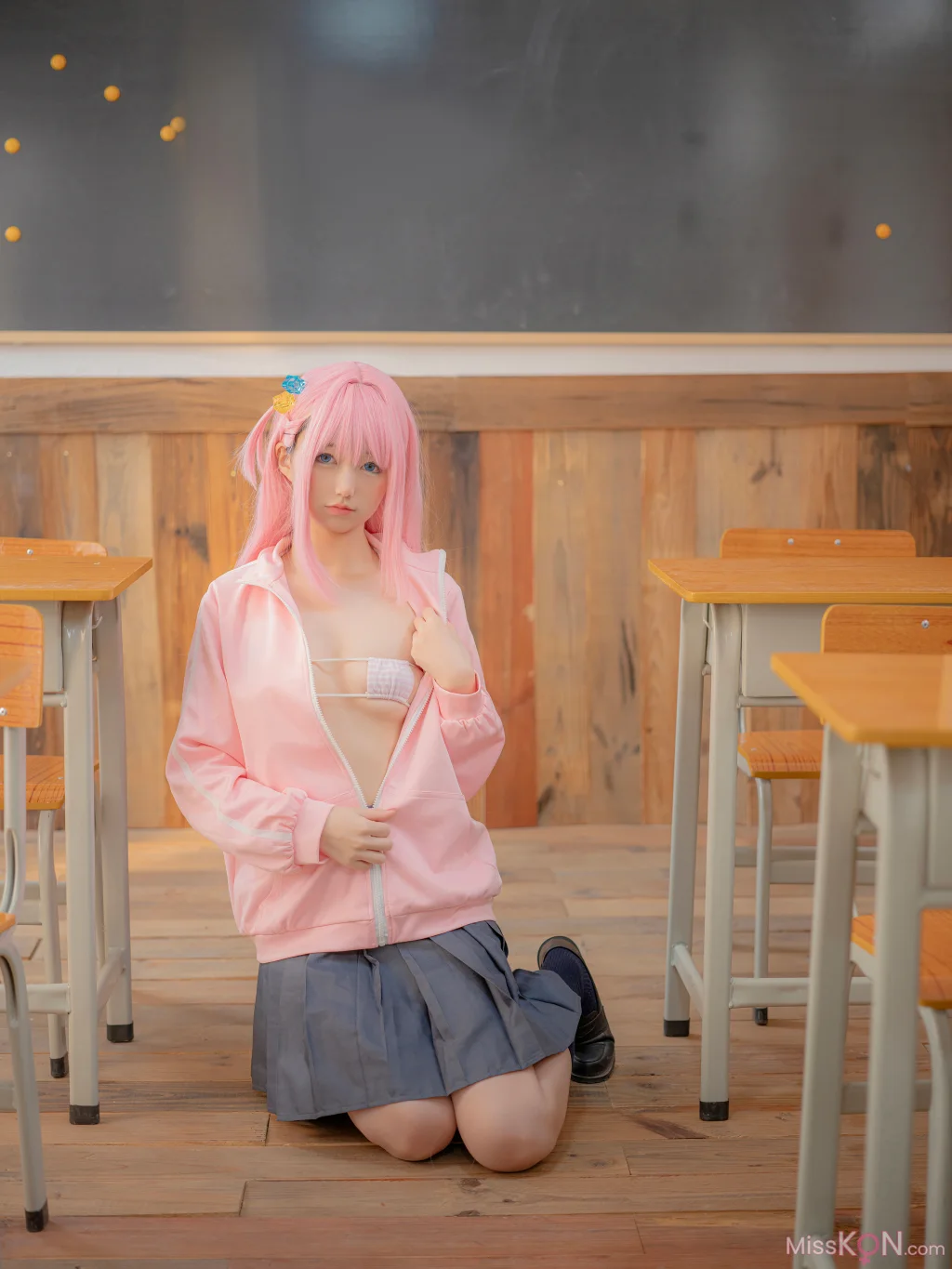 Coser@NAGISA魔物喵: ぼっち・ざ・ろっく (80 ảnh) - ( Page 1 / 3 )