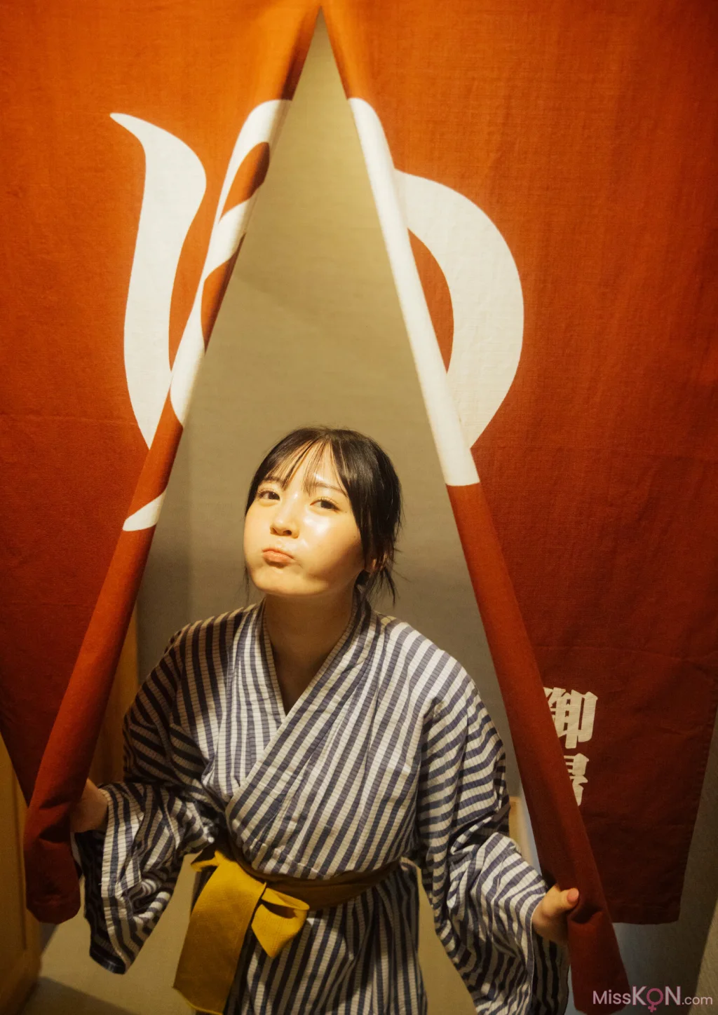 [JP] Yura Yura (由良ゆら): ゆらドキッ！ (105 photos)