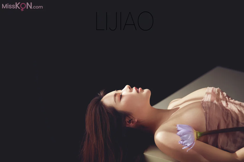 LIJIAO李娇 Vol.008: 情色唯美露脸极品女体艺术私拍 (49 photos)