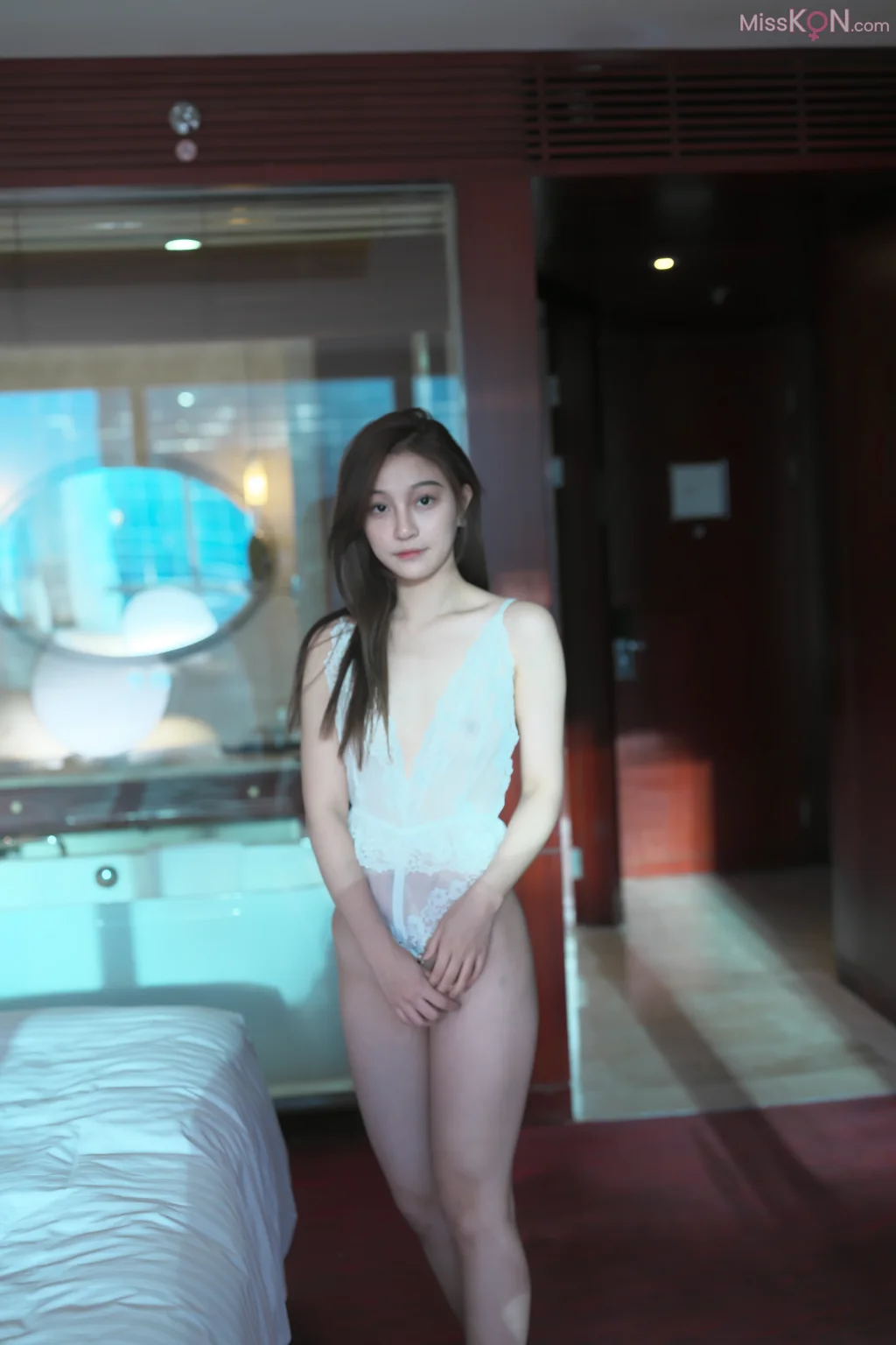 [Private Photoshoot] 婷婷: 希威社 温柔与魅惑的低语 (218 photos)