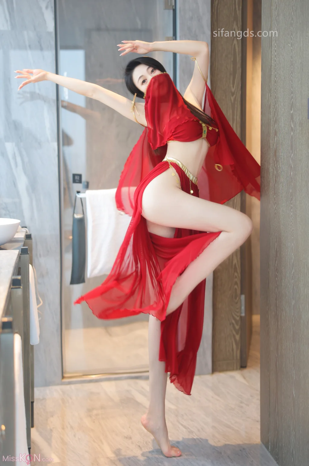 [XR Uncensored] 清妙: R18 秀人网模特 红色舞裙+S (93 ảnh ) - ( Page 1 / 5 )
