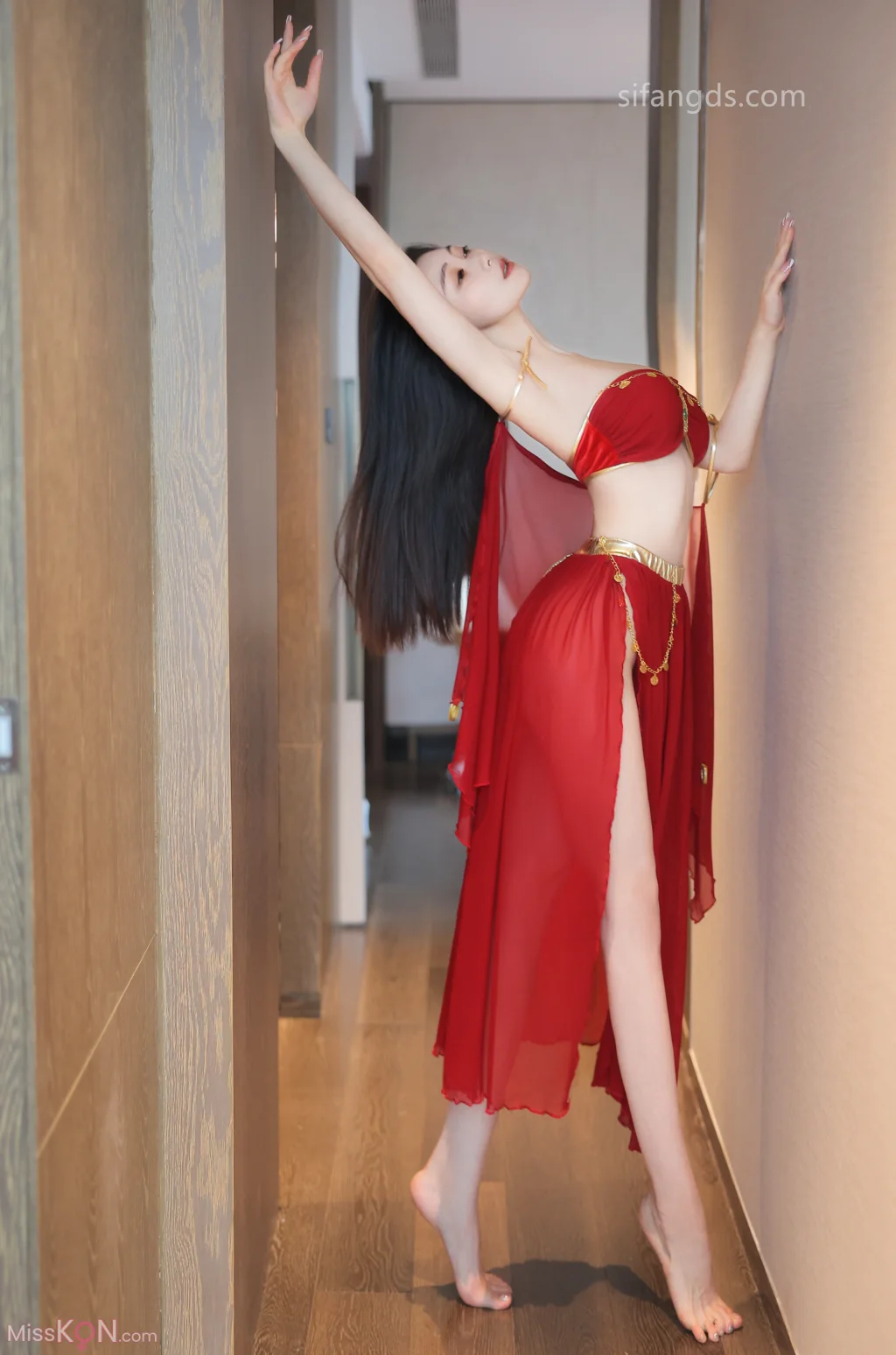 [XR Uncensored] 清妙: R18 秀人网模特 红色舞裙+S (93 ảnh ) - ( Page 1 / 5 )