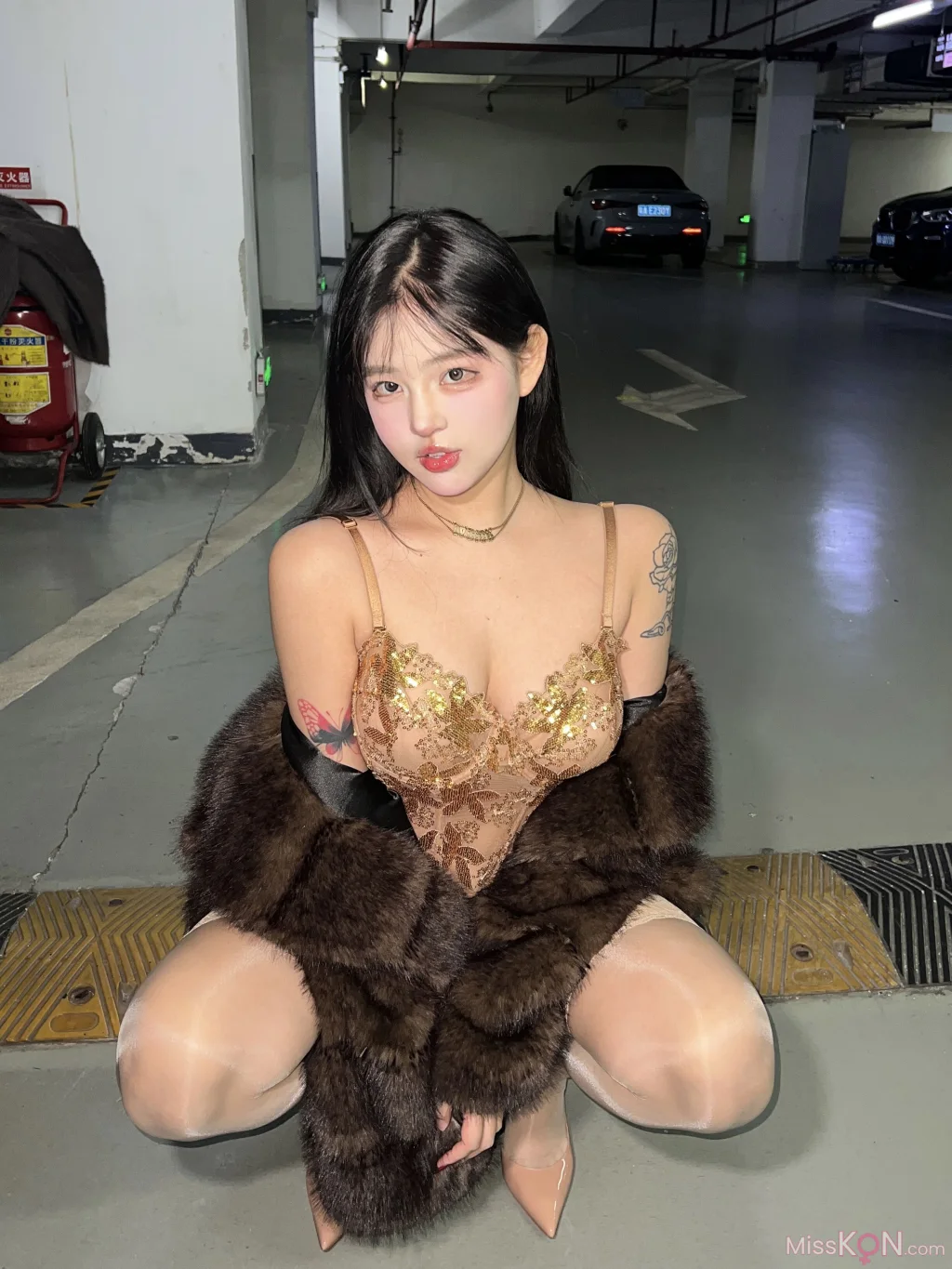 小u优优子: 2024 Collection (96 photos + 1 video) – Page 2