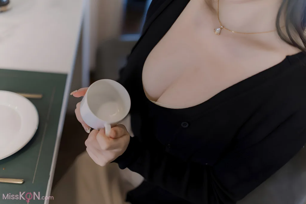 Coser@雪晴Astra: OL大姐姐 (87 ảnh)