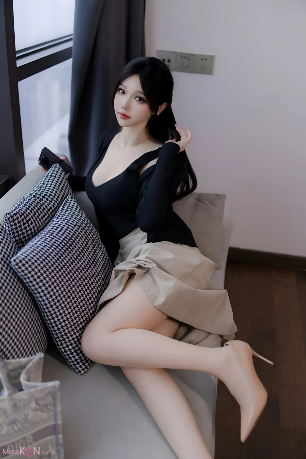 Coser@雪晴Astra: OL大姐姐 (87 photos)